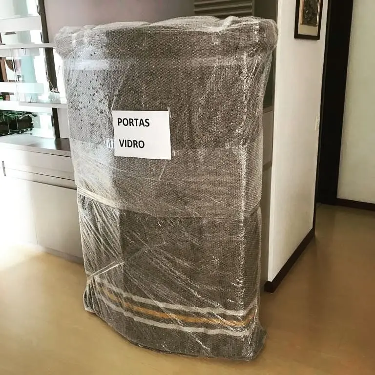 Portas de vidro embaladas para mudança